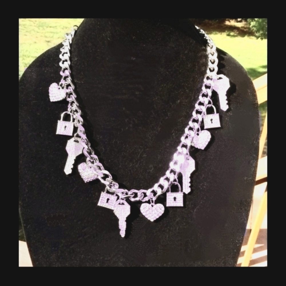 Sassy Jones Amore' Sparkle Luxe Chain